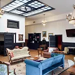 The Oliver Inn