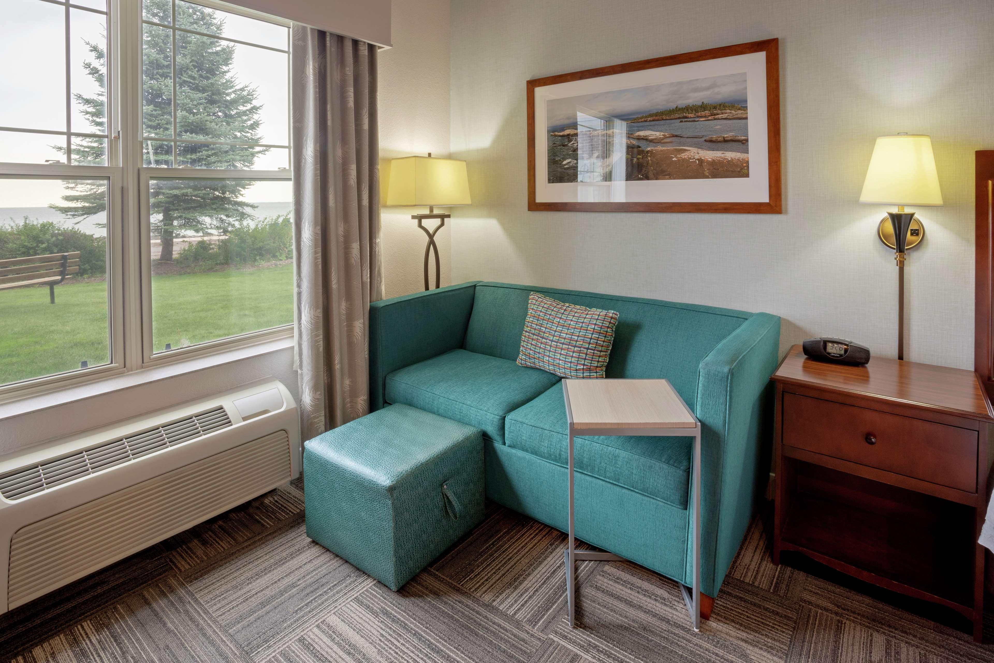 Hampton Duluth-canal Park 3*