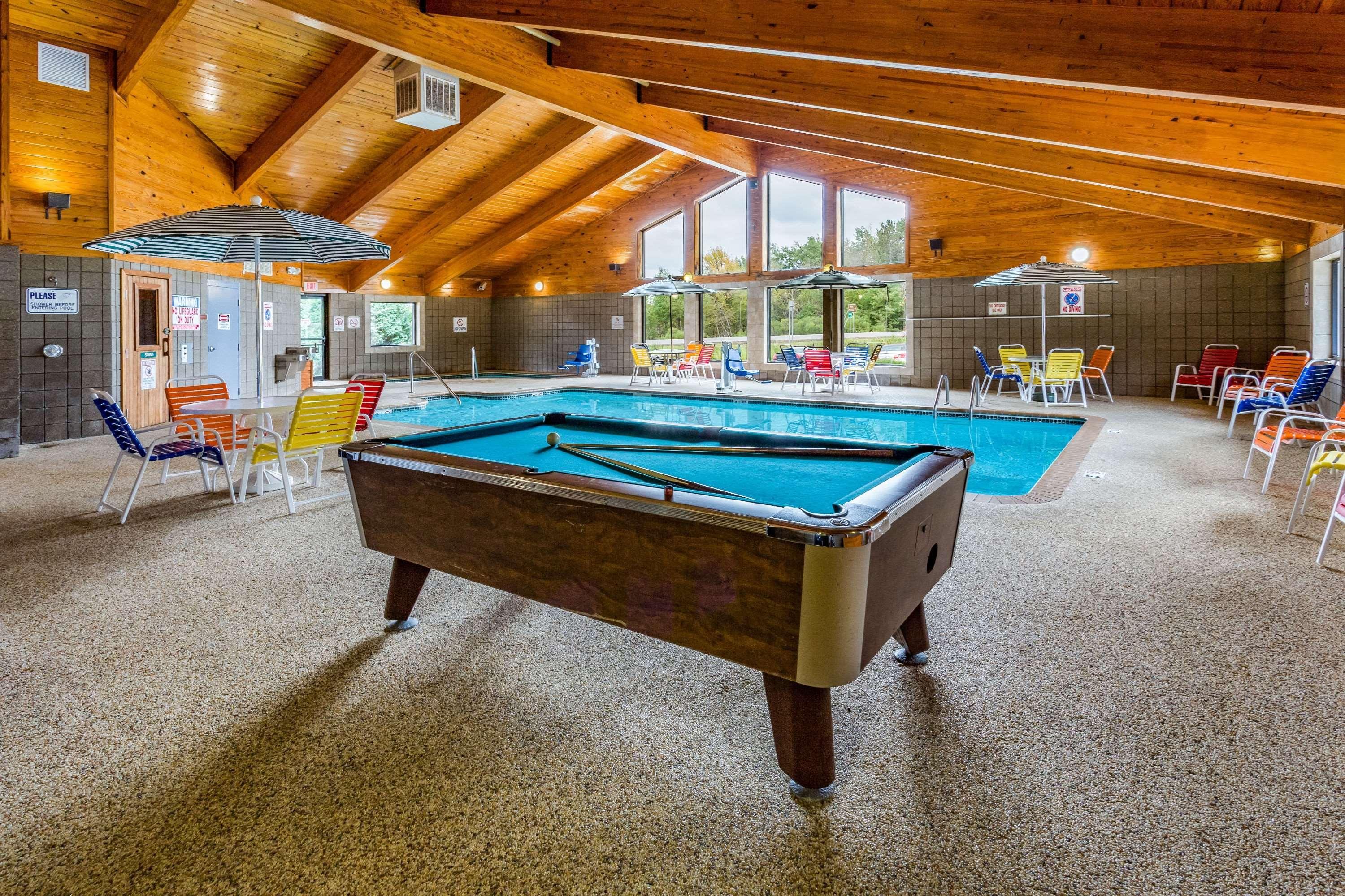 Hotel Americinn By Wyndham South Proctor Black Woods Event Ctr 2*