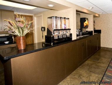 Days By Wyndham Lakewalk Hotel 2*