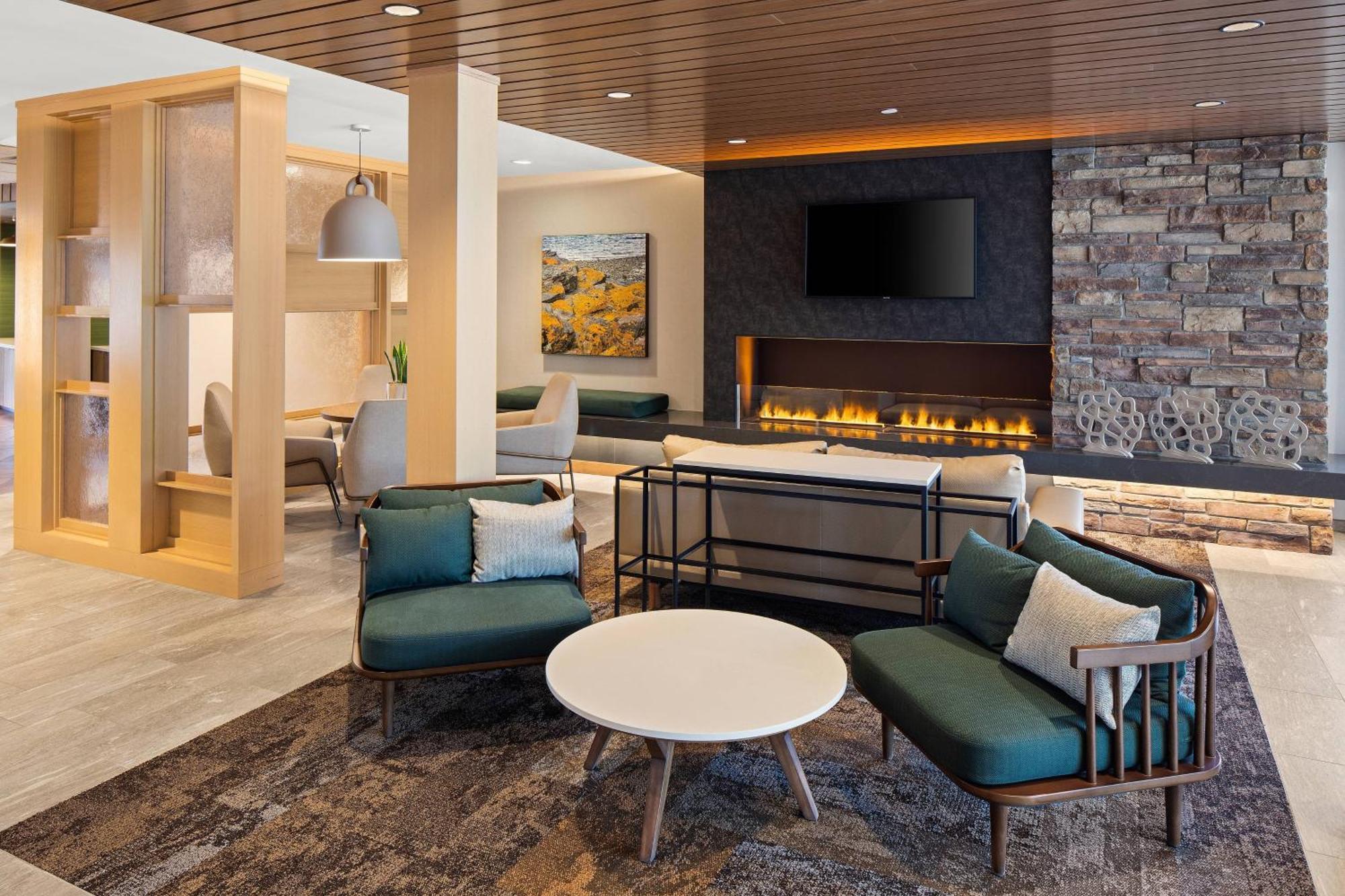 Fairfield By Marriott & Duluth