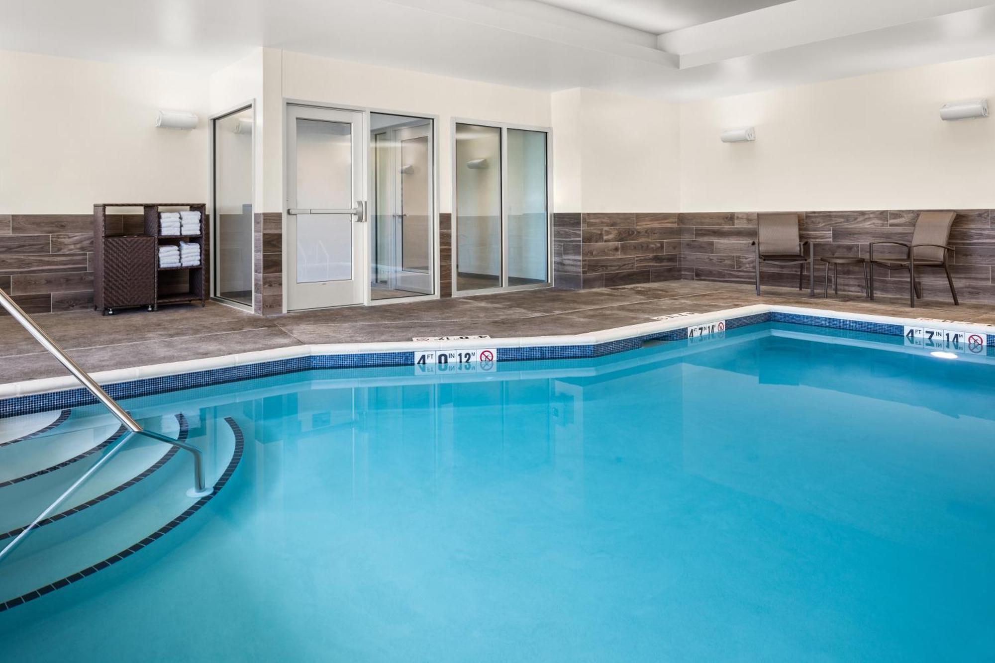 Fairfield By Marriott &