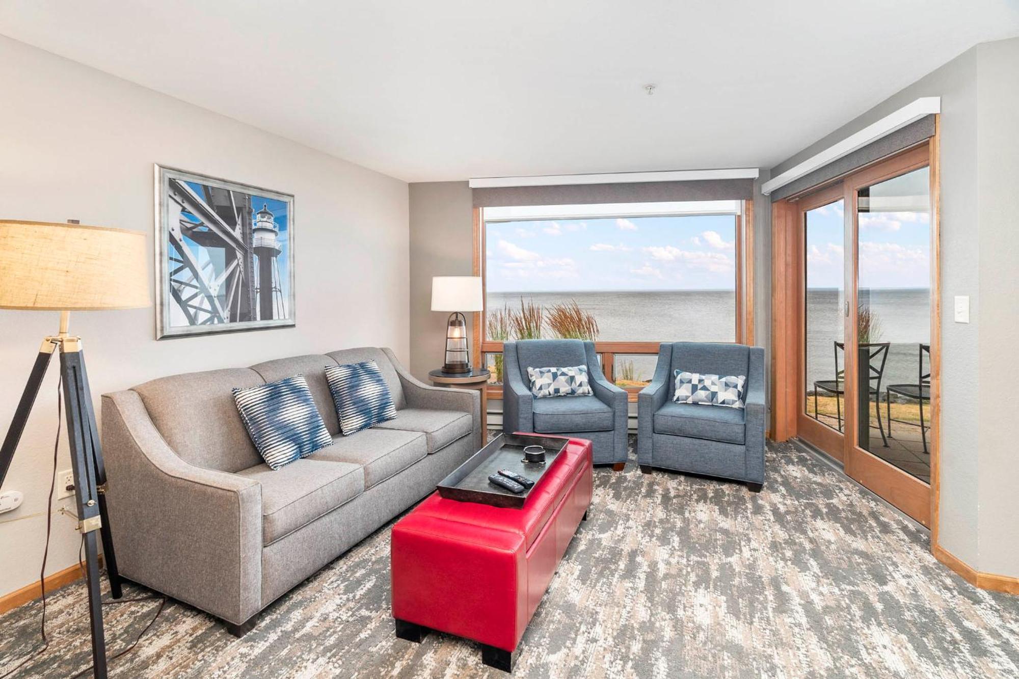 Beacon Pointe On Superior Resort 3*