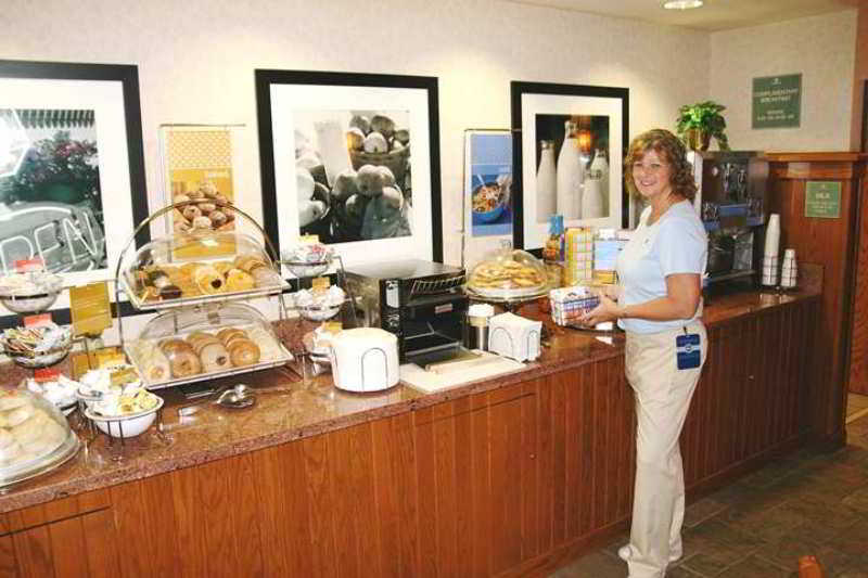 Hotel Hampton Duluth-canal Park 3*