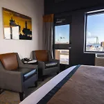 Pier B Resort
