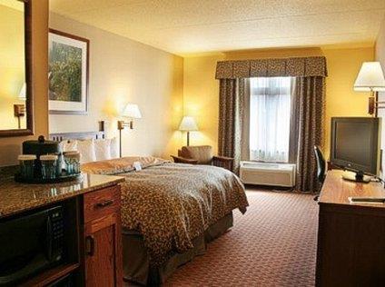 Canal Park Hotel 3*