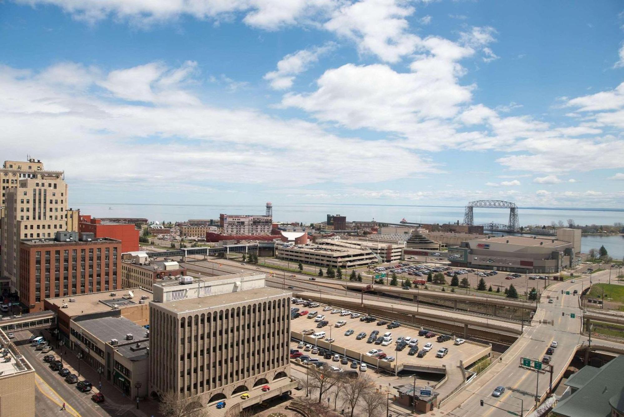 Hotel Radisson Duluth-harborview 3*