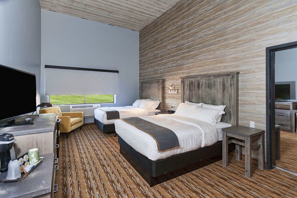 Pier B Hotel 5*
